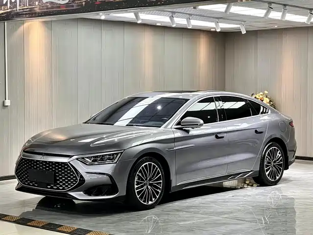 BYD Han 2023 DM-i Champion Edition 121KM Premium