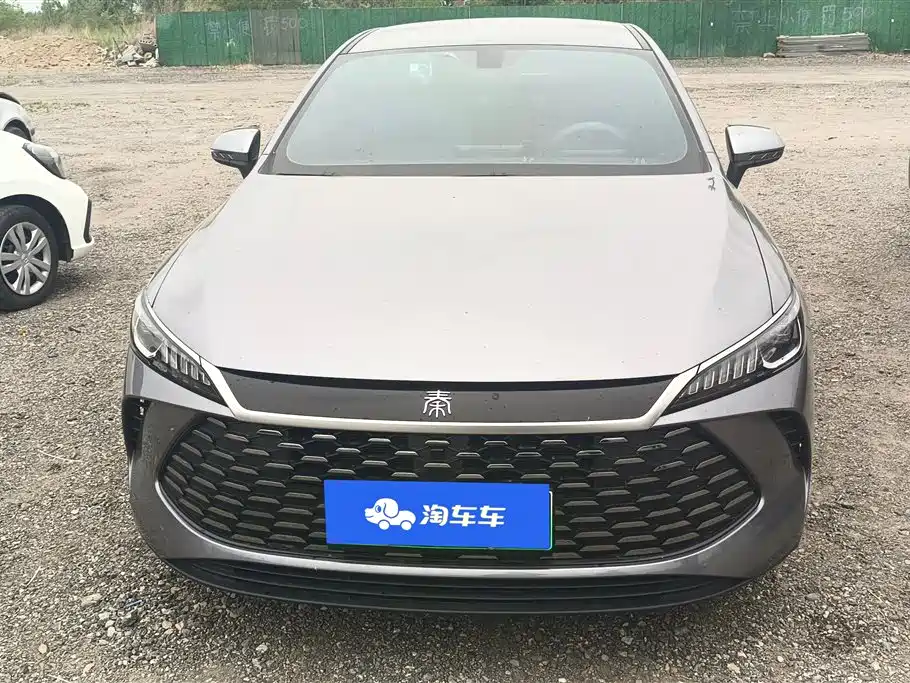 BYD Qin PLUS 2025 DM-i Smart Drive 55KM Leader фото 2