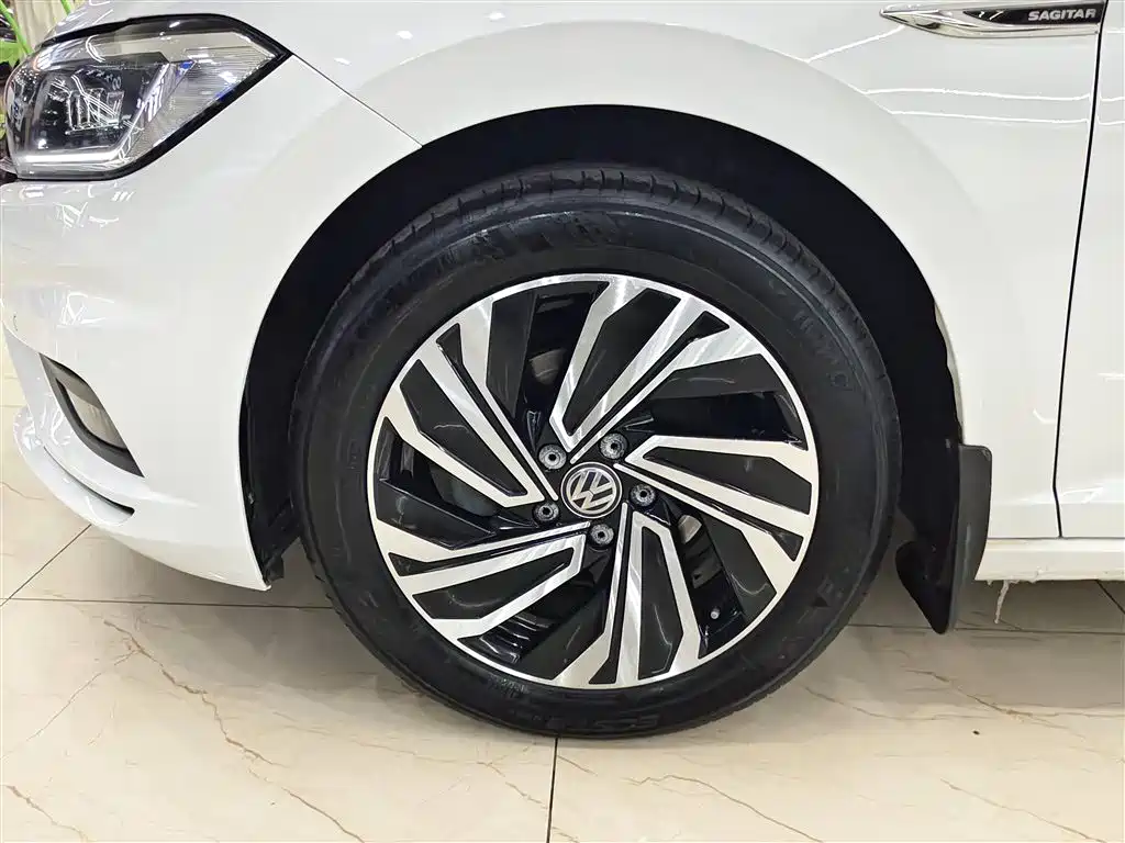 Volkswagen Sagitar 2022 280TSI DSG Surpassing Edition фото 8