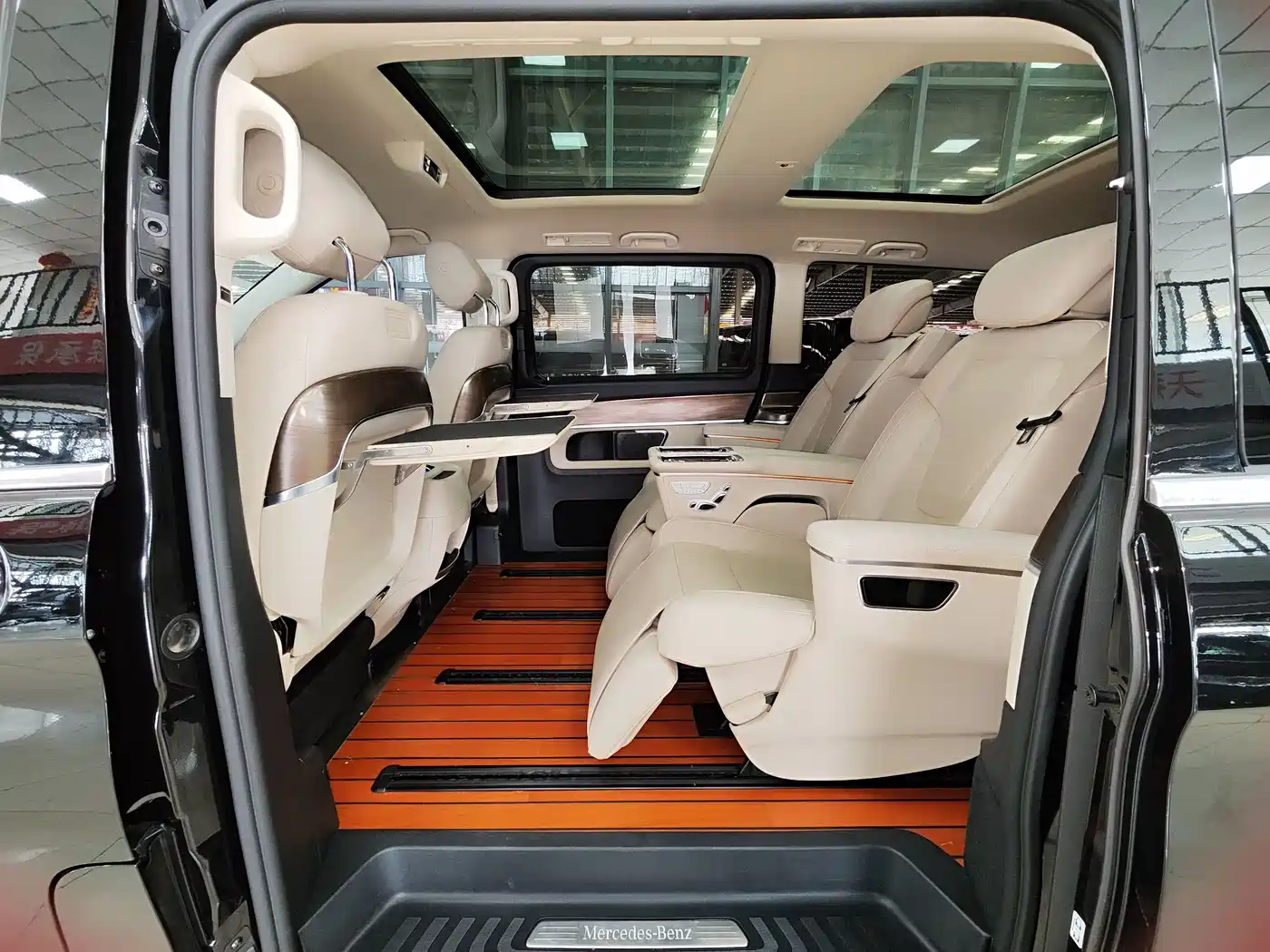 MERCEDES-BENZ V CLASS