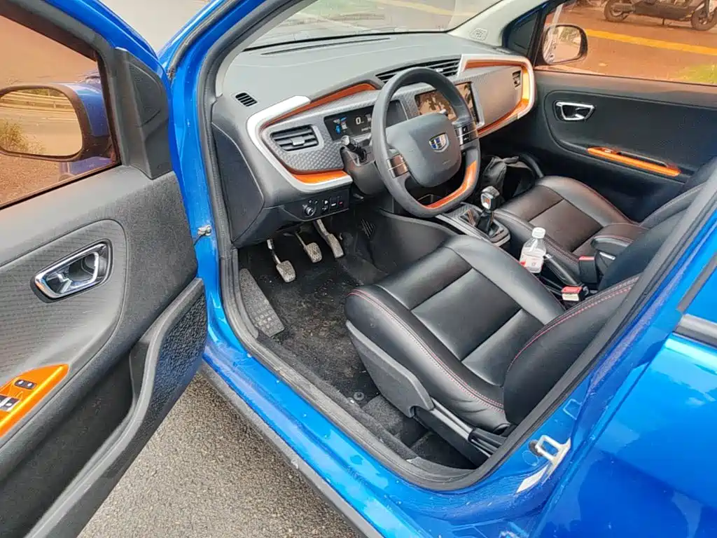Geely Yuanjing X1 2017 2017 1.3L Manual Crazy Fun Edition
