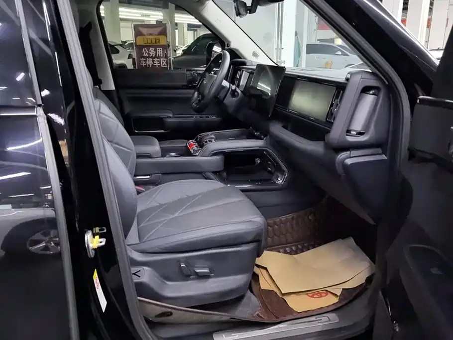 Fang Cheng Bao Leopard 5 2025 2023 Explorer Edition