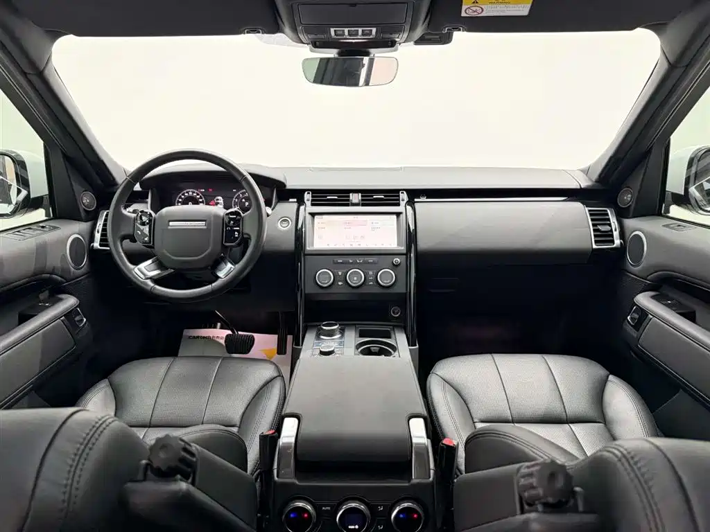 Land Rover Discovery 2020 3.0 SC V6 SE фото 24