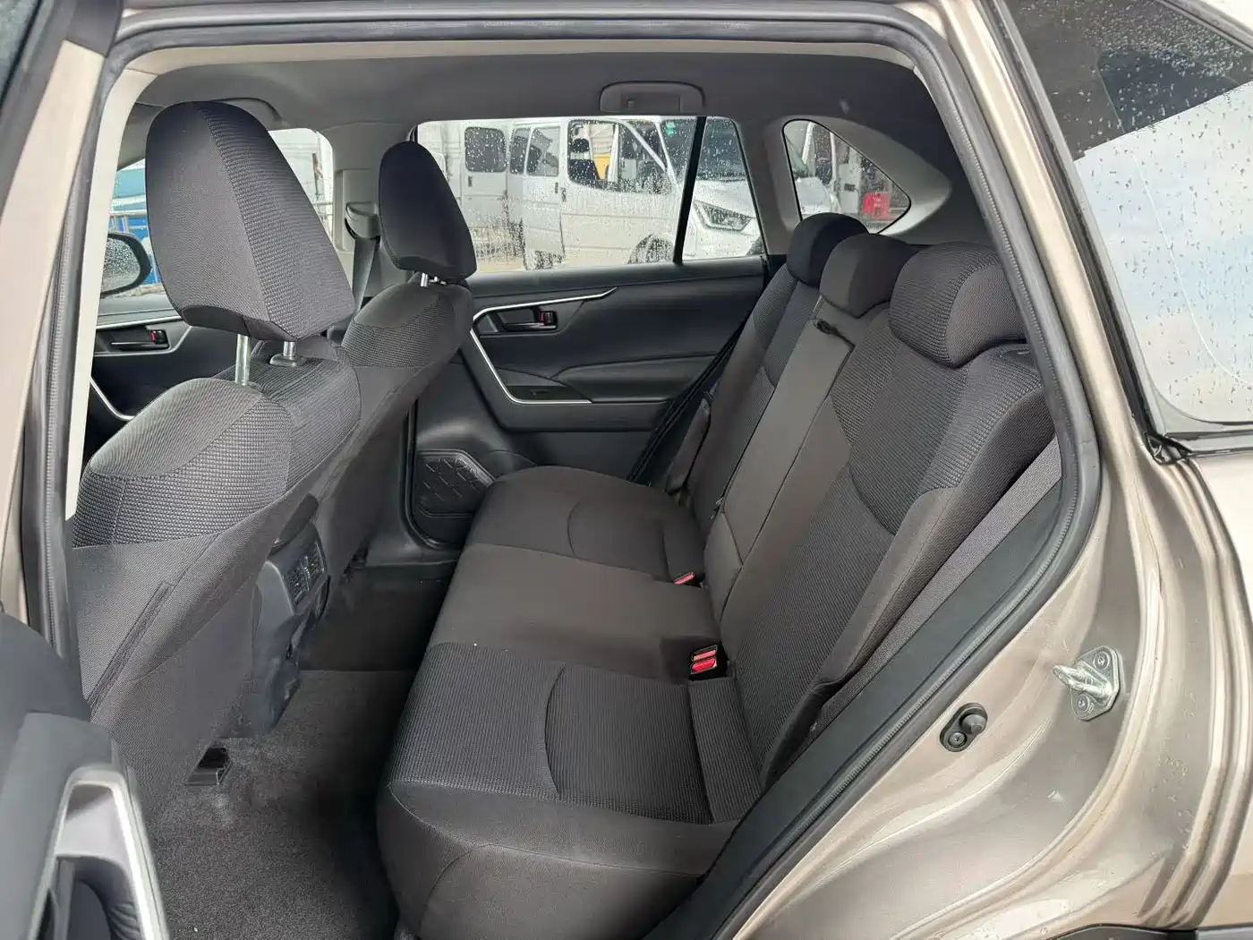 Toyota RAV4 Rongfang 2022 2.0L CVT 2WD Trend Edition фото 7