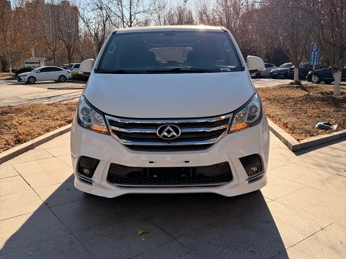 SAIC Maxus Maxus G10 2018 PLUS 2.0T Automatic Executive Edition