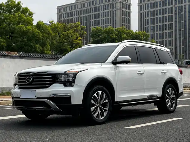  GAC Trumpchi Trumpchi GS8 2017 320T AWD Luxury Smart Connect (7-Seater)
