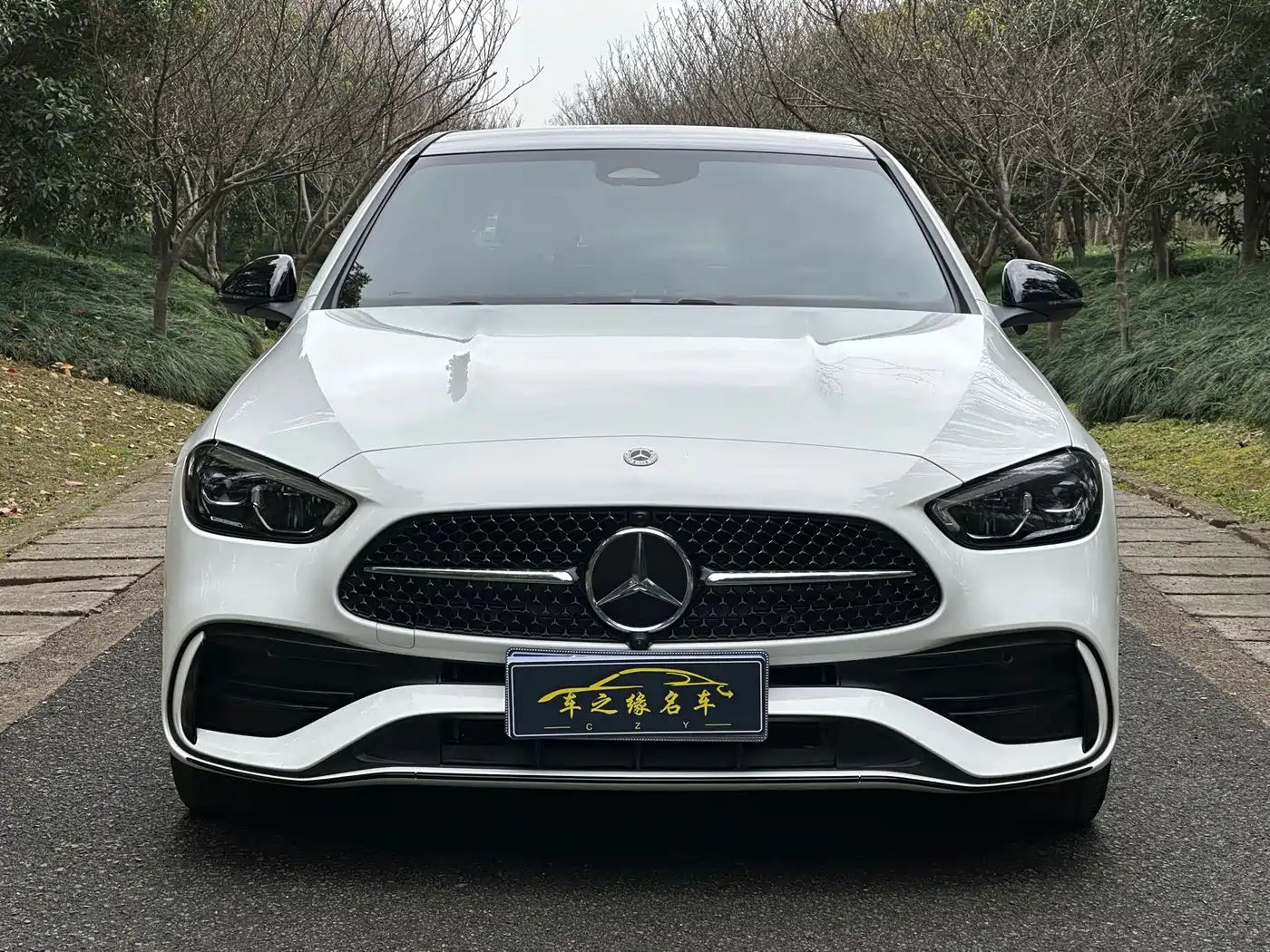 Mercedes-Benz C-Class 2023 Facelift C 260 L Night Sport Edition фото 2