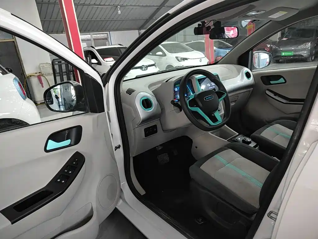 JMCG New Energy Little Kirin 2025 2024 201km Comfort Model