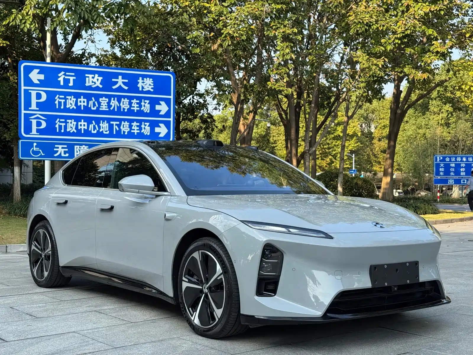 Фото 3 - NIO ET5