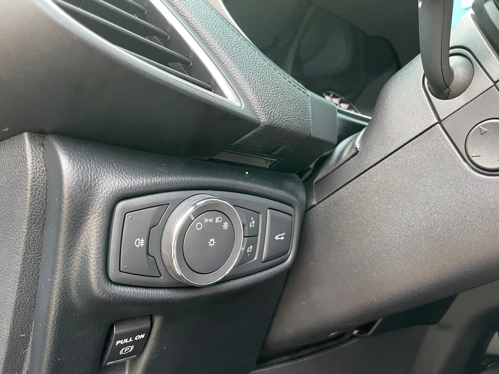 Фото 10 - Lincoln MKX