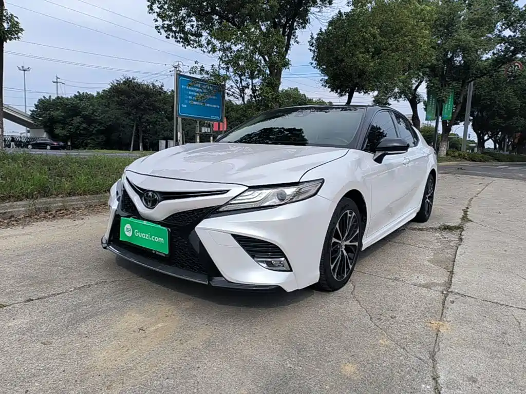 Photo 1 - Toyota Camry