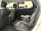 Фото 8 - Ford Edge