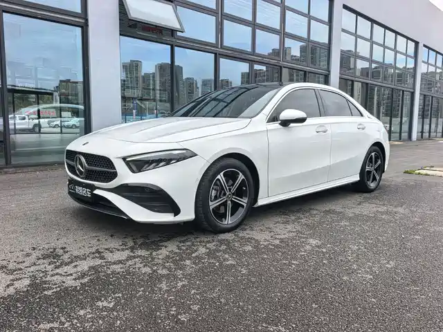 Mercedes-Benz A A 200 L, Стиль