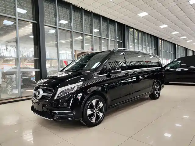 MERCEDES-BENZ V CLASS