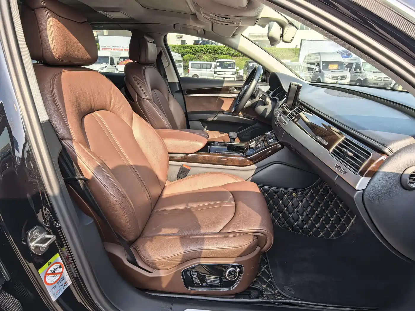 Audi A8 2013 A8L 45 TFSI quattro Comfort фото 9
