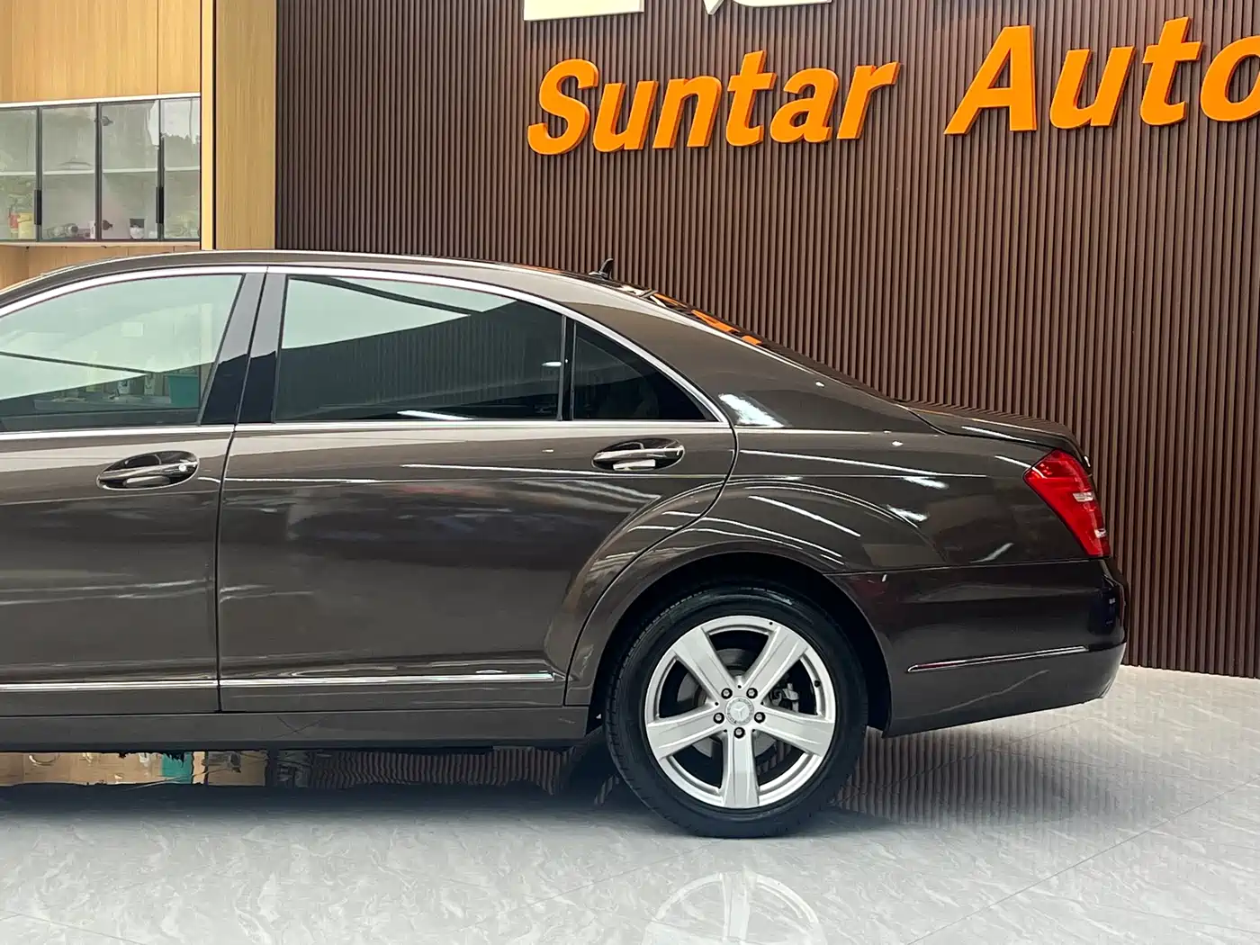 Mercedes-Benz S-Class 2010 Model S 400 L HYBRID фото 11