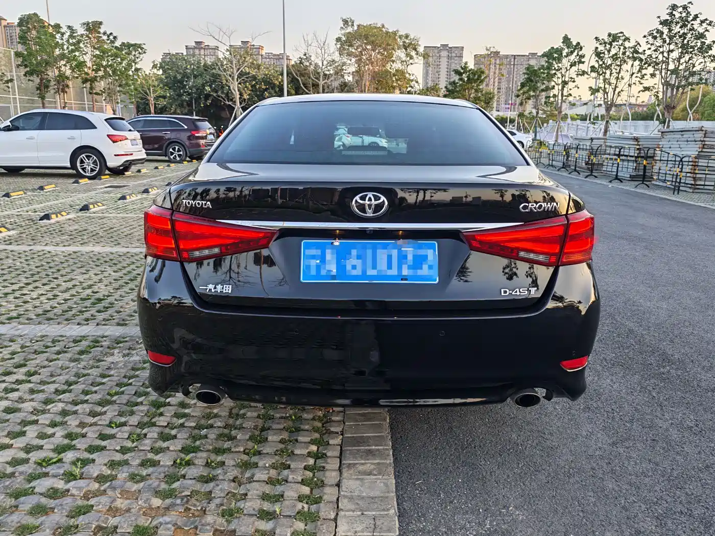 Toyota Crown 2018 2.0T Fashion Edition фото 5