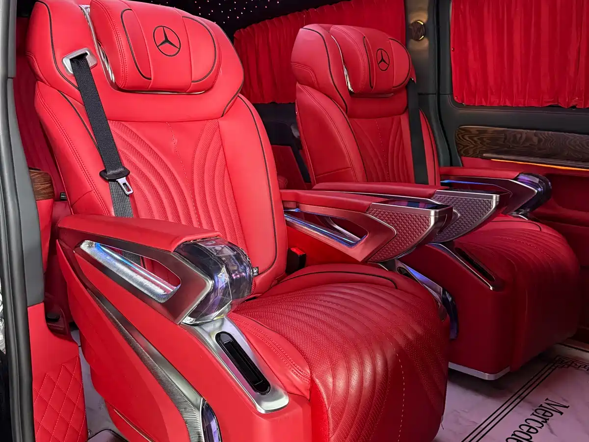 Mercedes-Benz Vito 2018 2.0T Business Edition China VI фото 4
