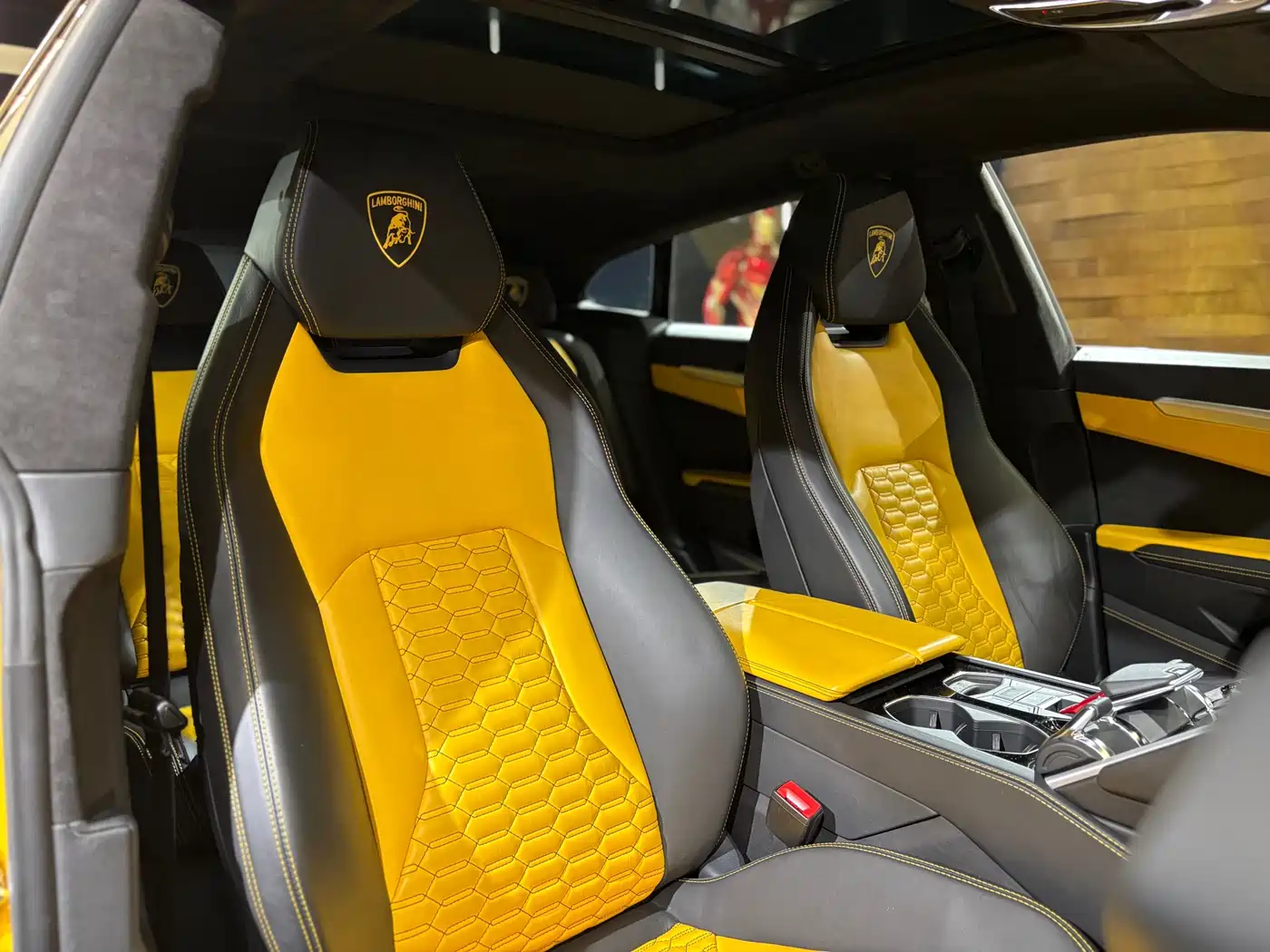 Lamborghini Urus 2018 4.0T V8 фото 19