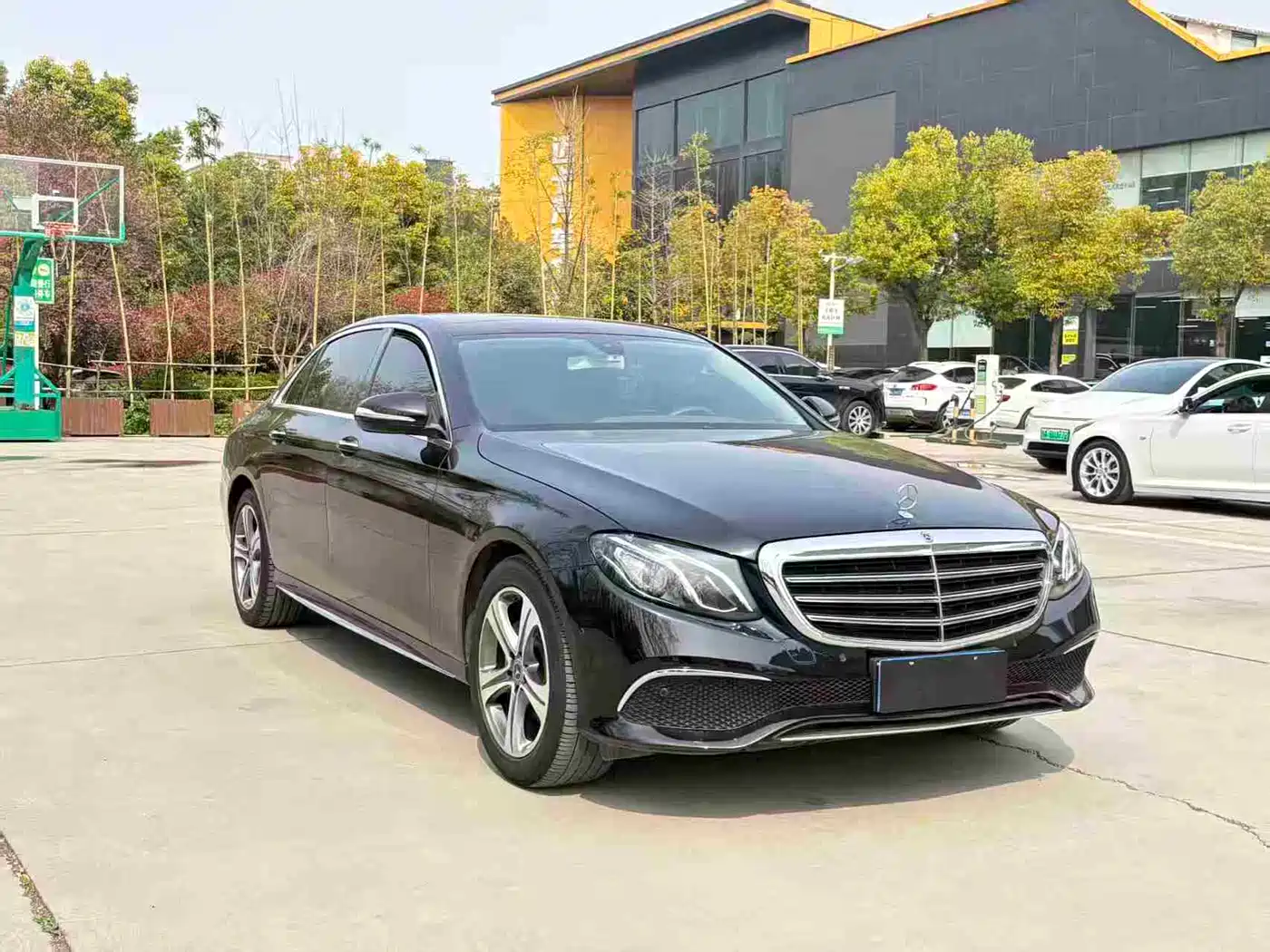 Mercedes-Benz E-Class 2019 E 260 L Sport фото 2