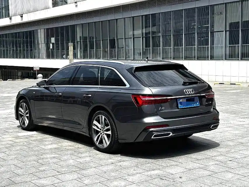 Фото 9 - Audi A6 (Import)
