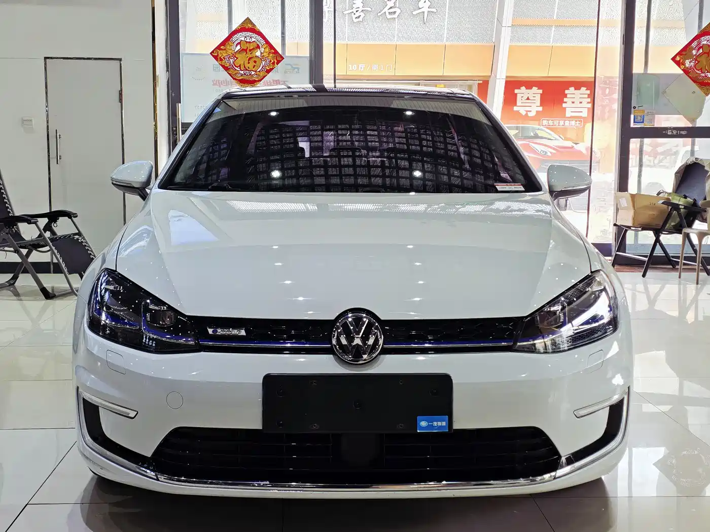 Volkswagen Golf Electric 2020 Chi фото 2