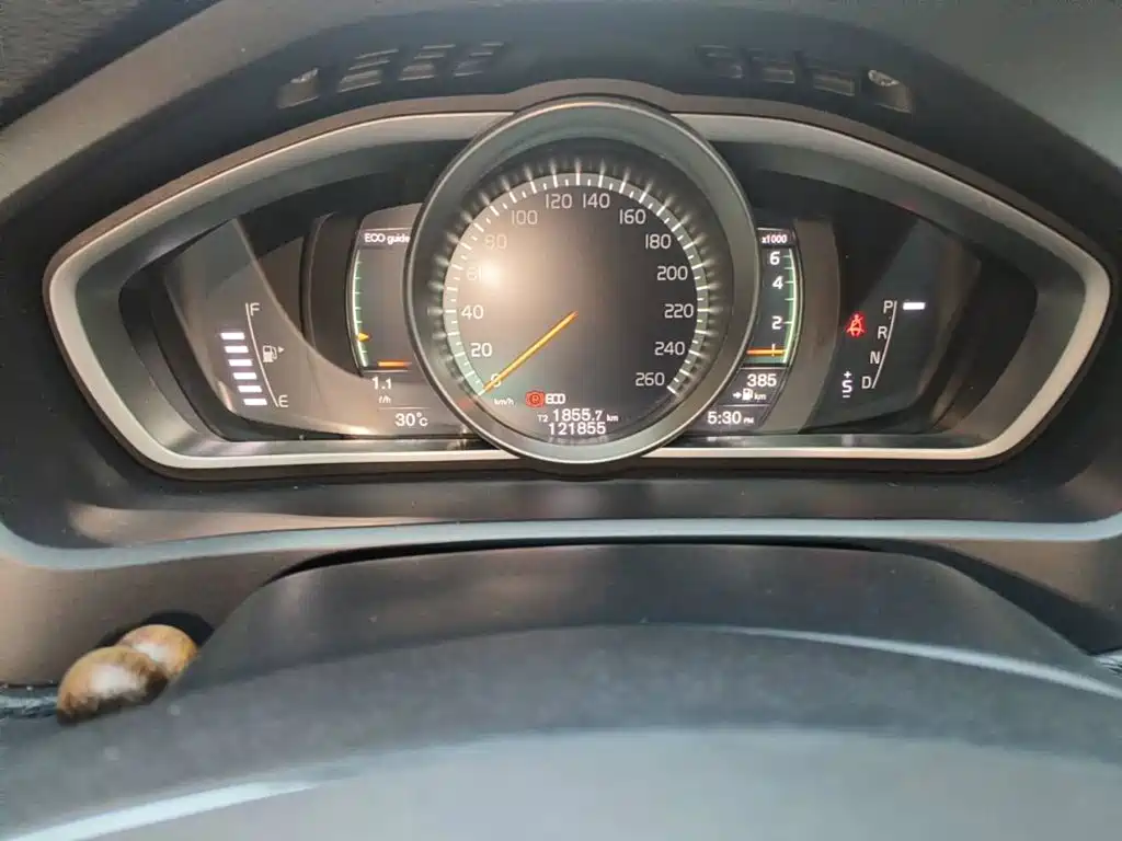 2018 Volvo V40