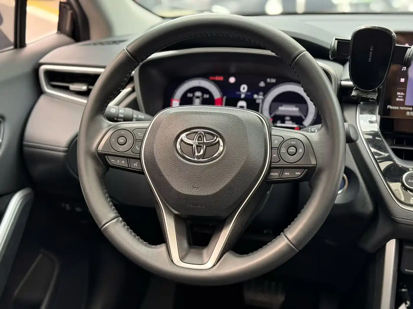 Toyota Frontlander 2023 2.0L Smart Hybrid Dual Engine Prestige Edition фото 2