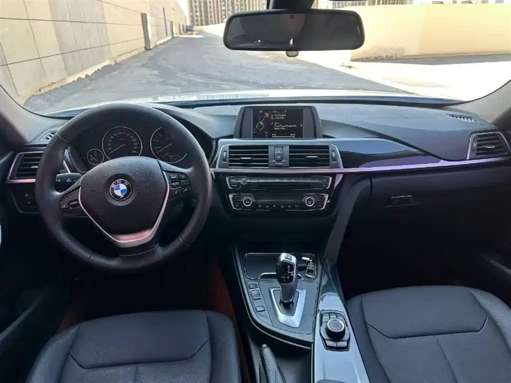 BMW 3 Series 2016 320Li Fashion Model фото 3