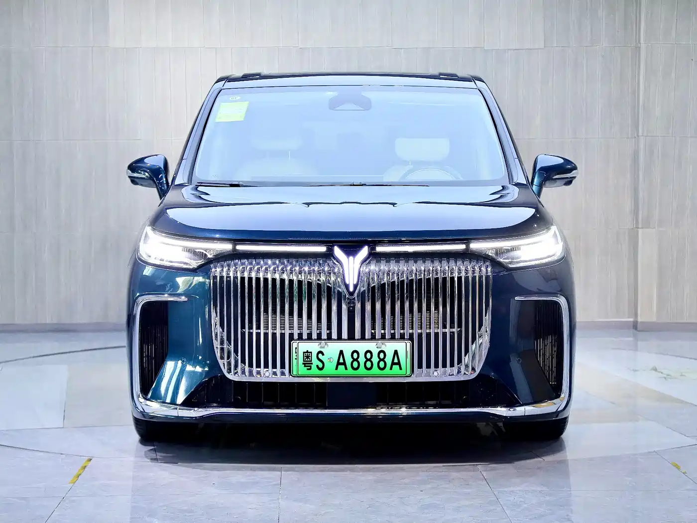 Voyah Auto Voyah Dreamer 2025 PHEV AWD Flagship Kunpeng Edition фото 6
