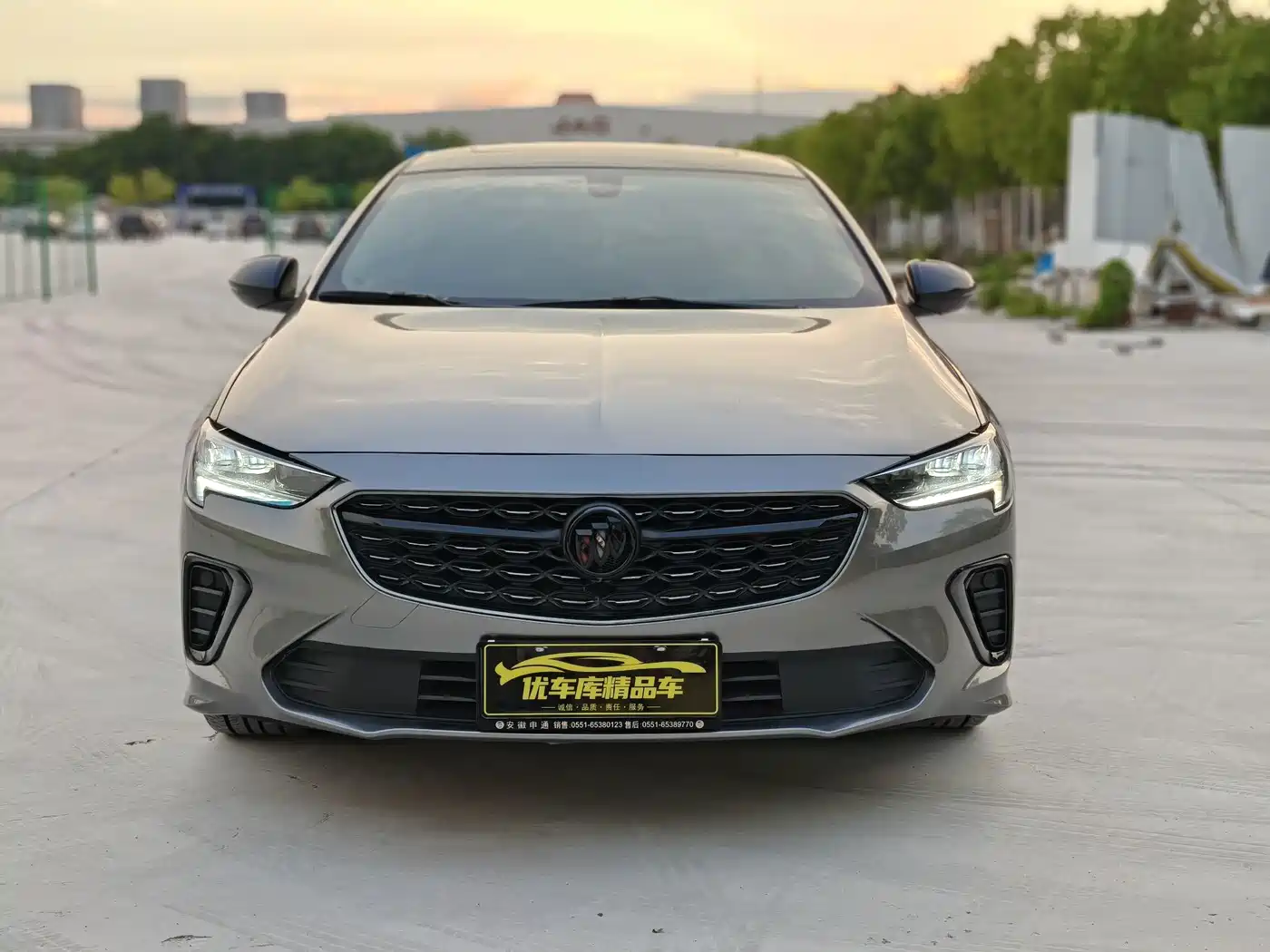 Фото 2 - Buick Regal