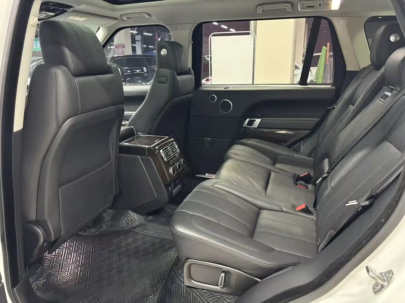 Land Rover Range Rover 2017 3.0 SC V6 Vogue SE Autobiography LWB фото 16