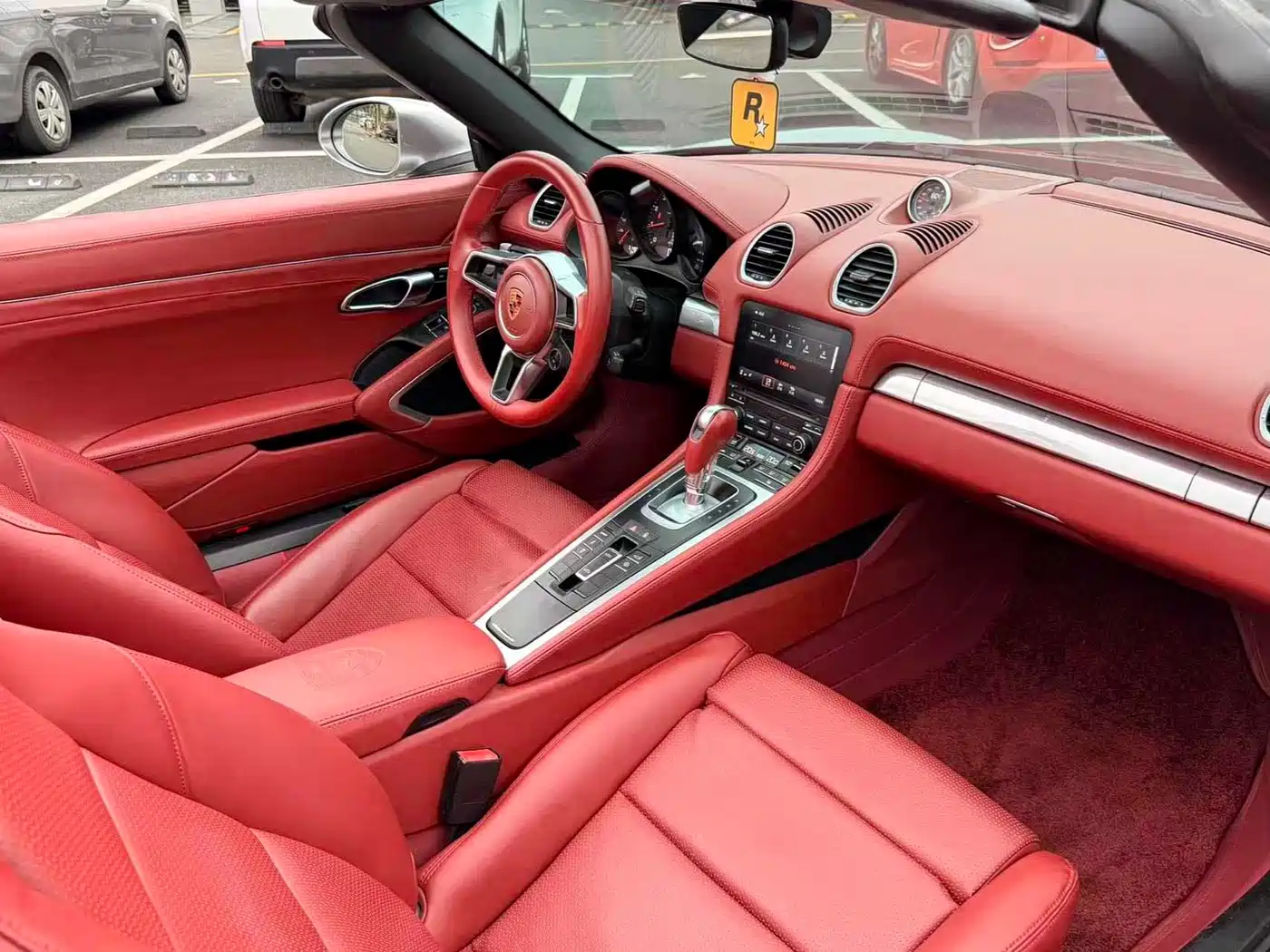 Porsche 718 2016 Boxster 2.0T фото 5