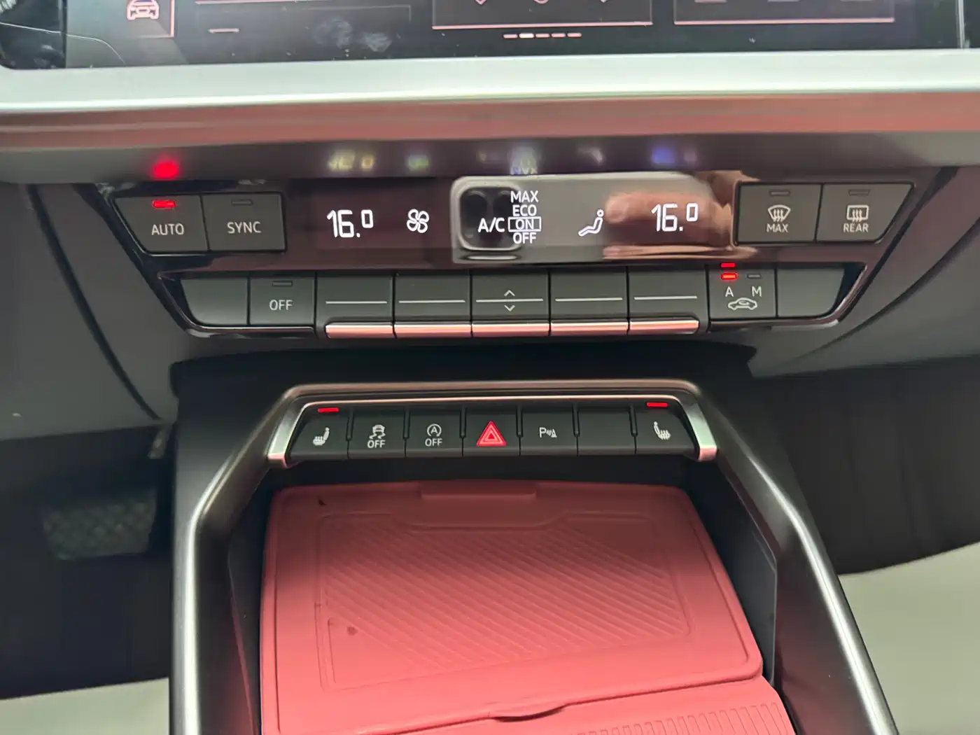 Audi A3 2025 Sportback 35TFSI Flying Premium фото 19