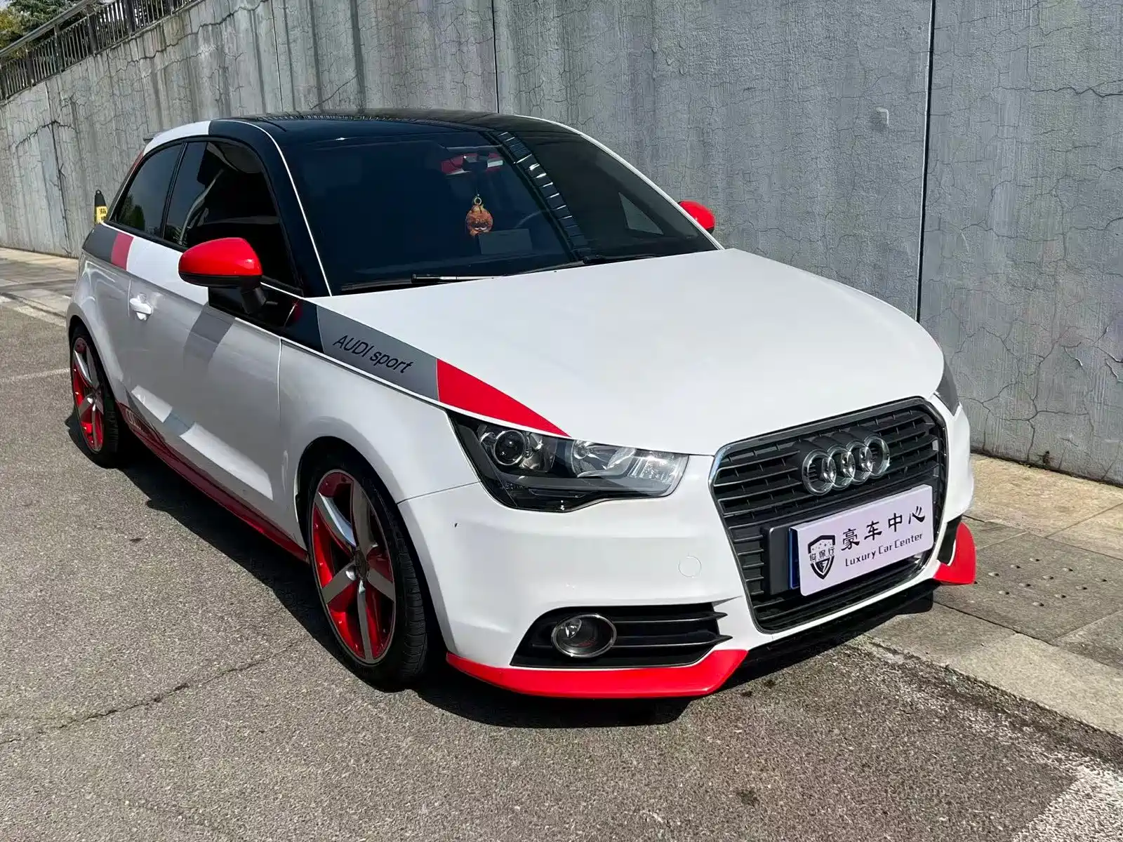 Фото 4 - Audi A1
