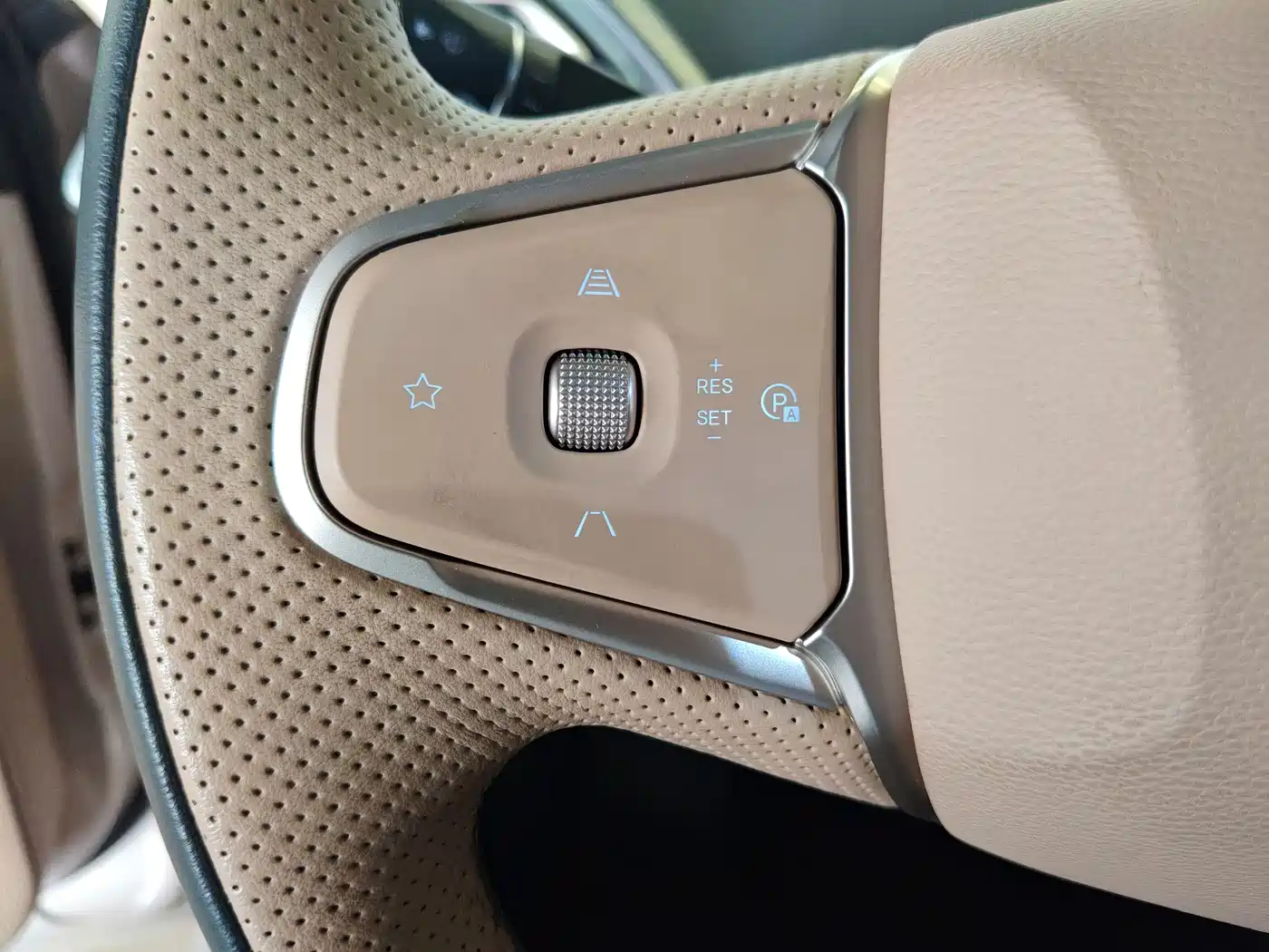 ARCFOX EXTREME FOX POLAR FOX ALPHA S5