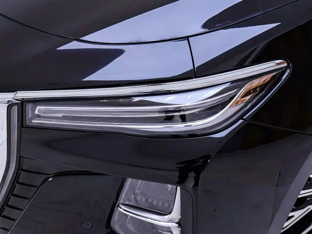 Hongqi H5 2024 2.0T Automatic Smart Connect Flag Smooth Edition фото 4