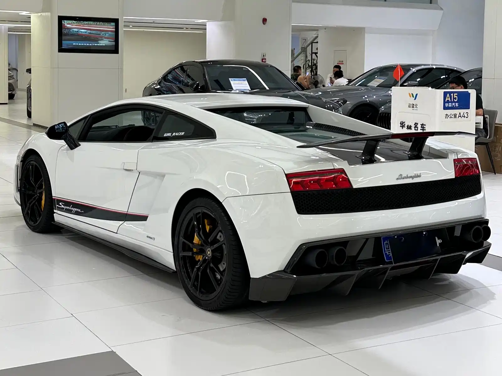 Фото 9 - Lamborghini Gallardo