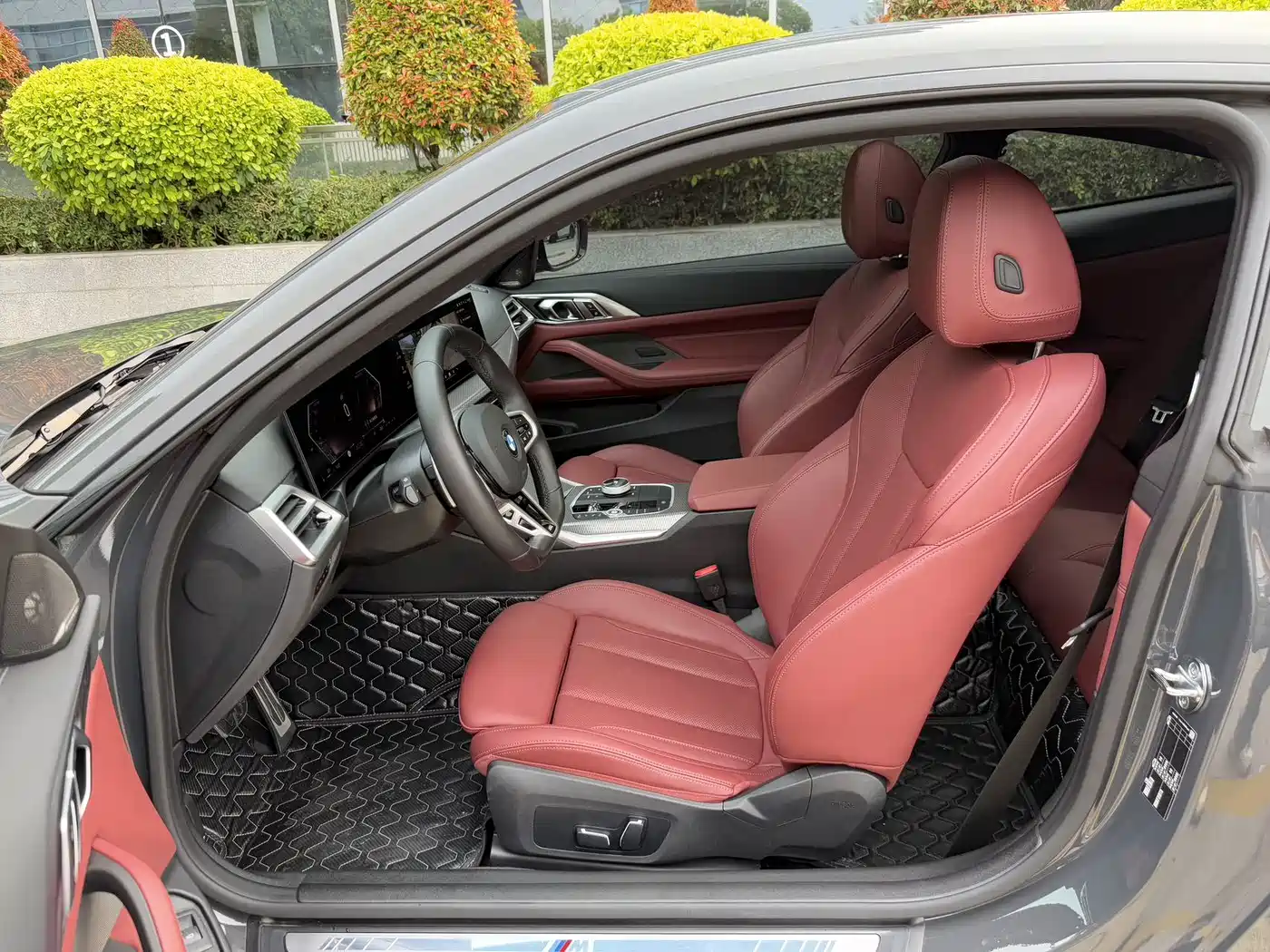 BMW 4 Series 2024 430i M Sport Shadow Edition фото 5