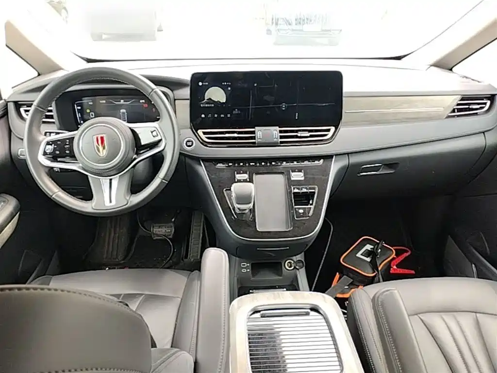 Hongqi HQ9 PHEV 2024 Model 2.0T AWD Business Edition фото 10