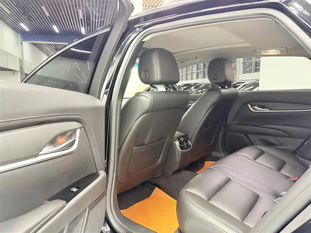 Cadillac XTS 2018 28T Technology фото 14