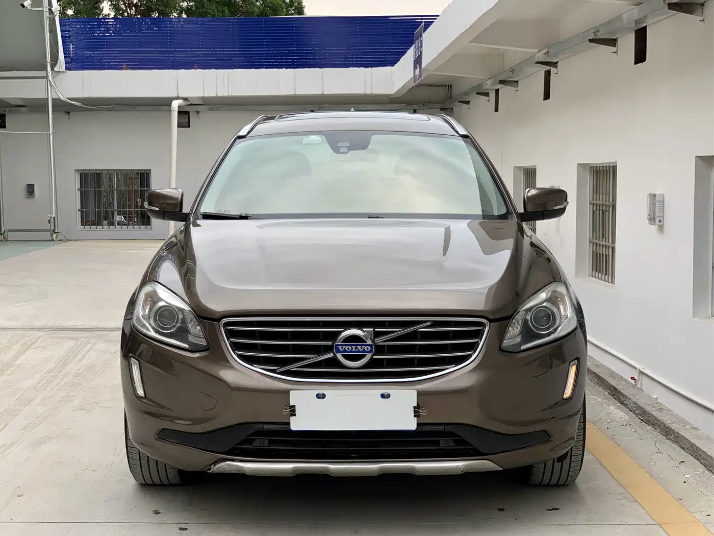 Фото 2 - Volvo XC60