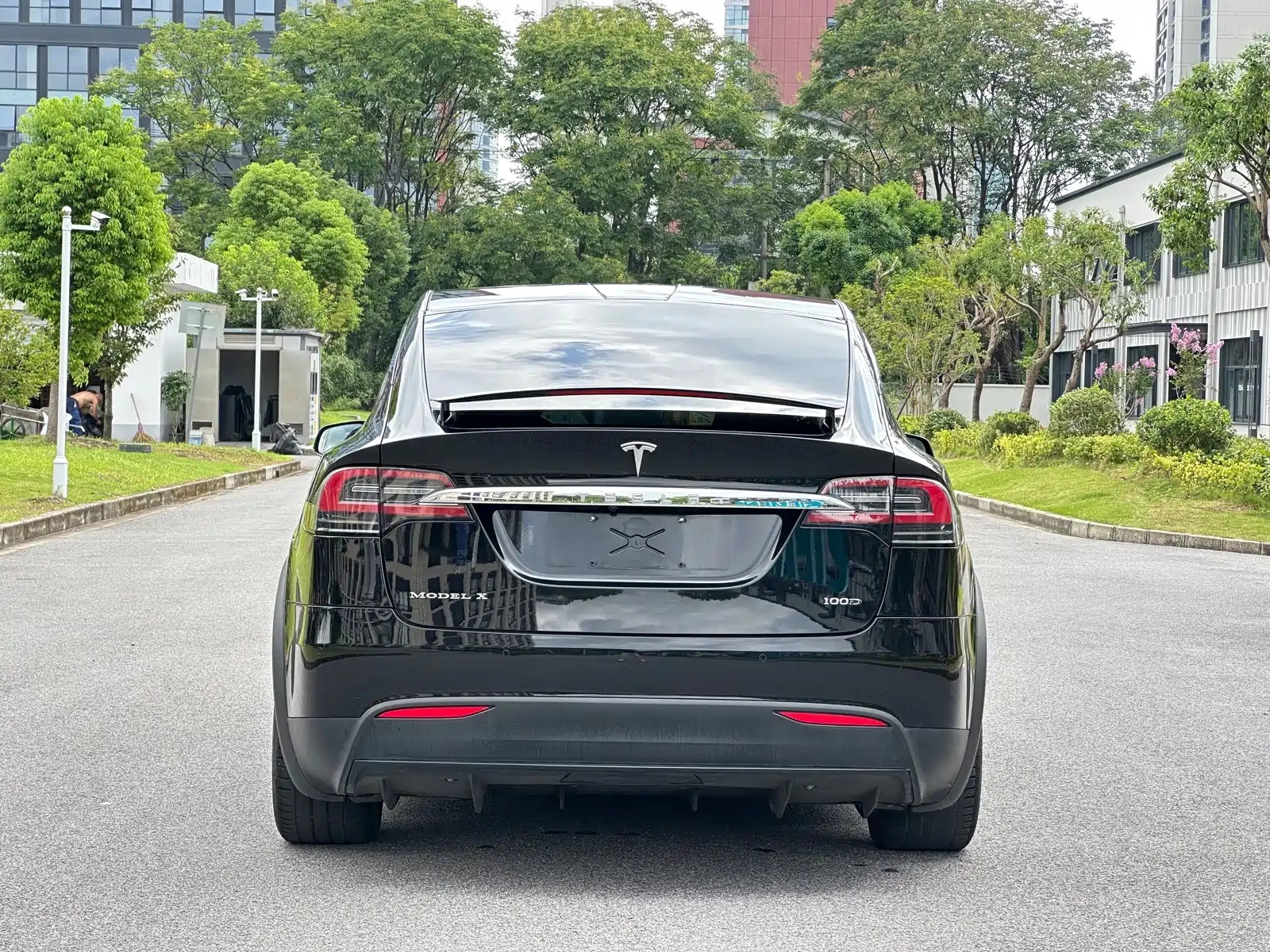 Фото 12 - Tesla Model X