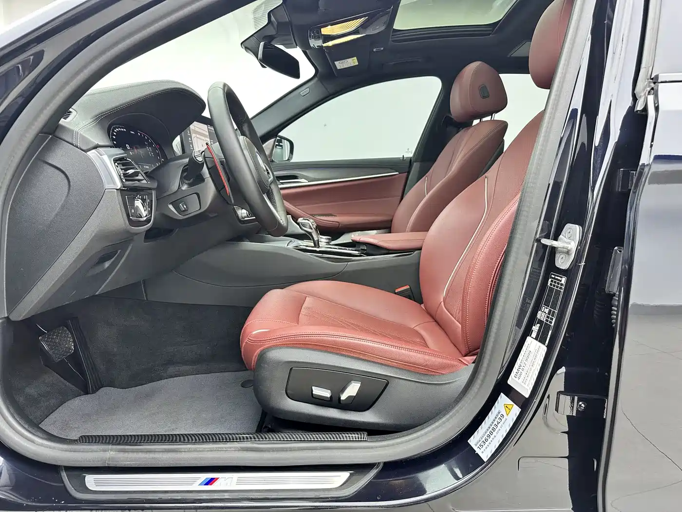 BMW 5 Series 2022 Facelift 530Li Leading M Sport Package фото 4