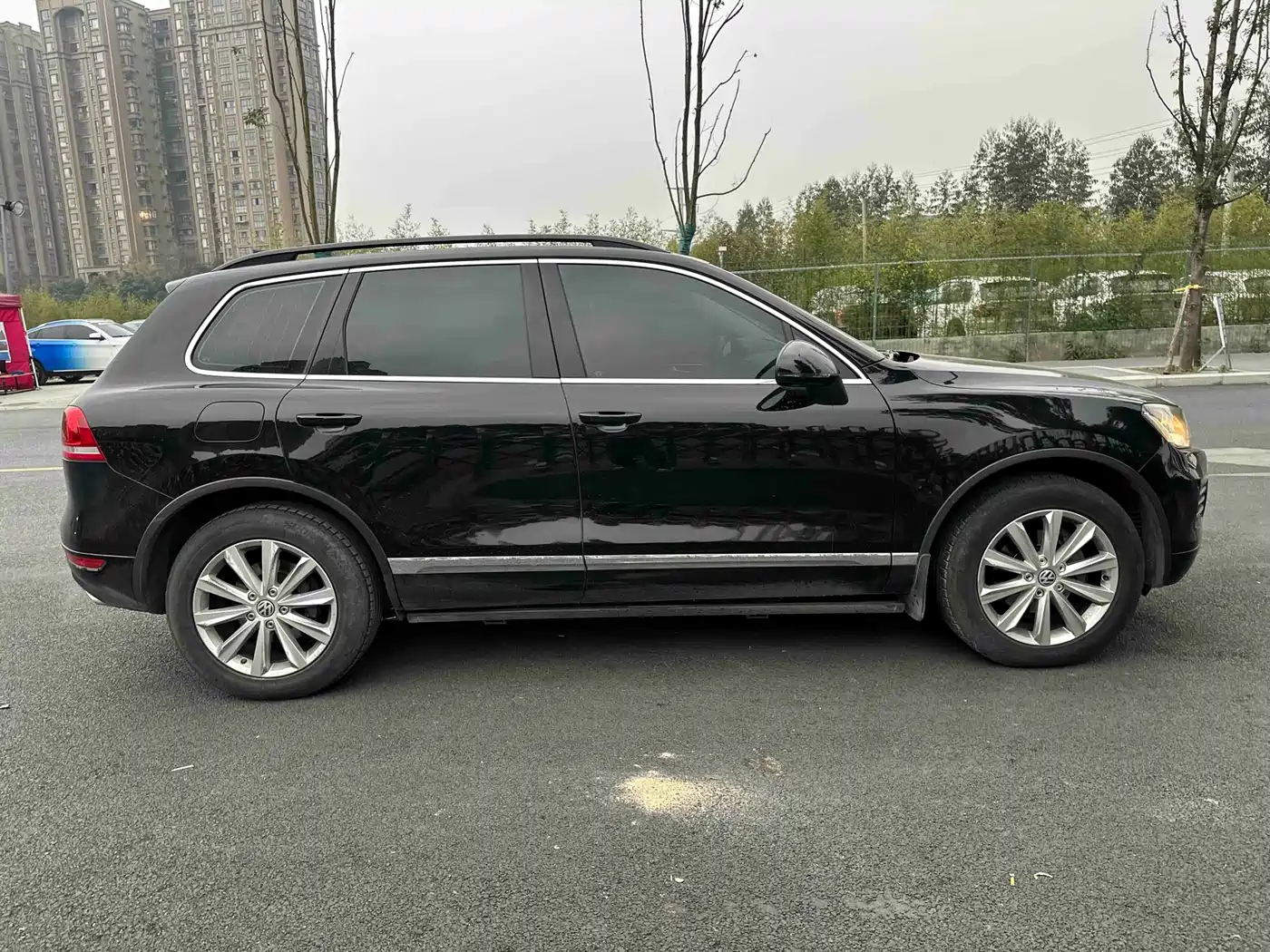 Volkswagen Touareg 2012 R-Line High Spec фото 4