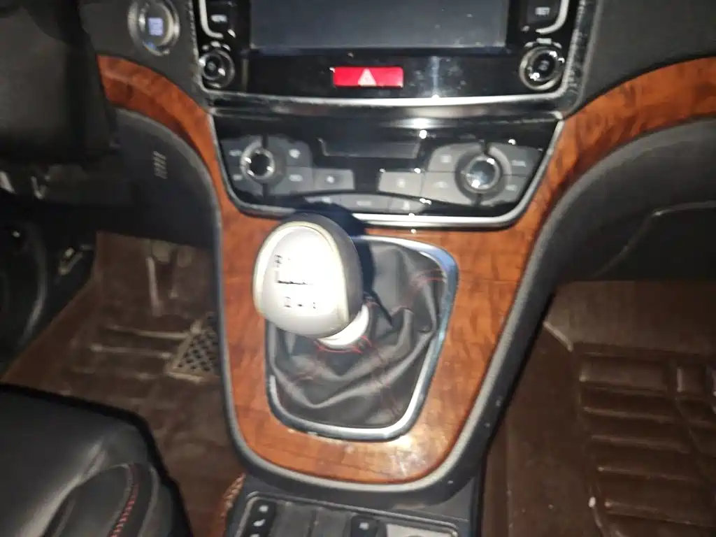Фото 15 - Haval H6