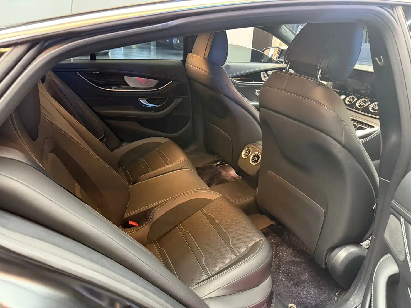 MERCEDES-BENZ AMG GT