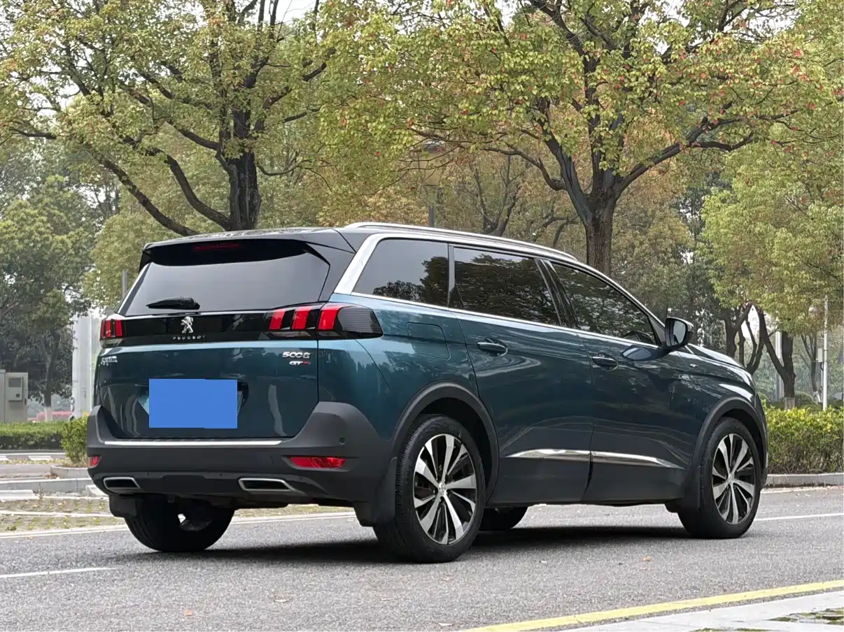 Peugeot 5008 2017 380THP 7-Seater Luxury GT Edition фото 7