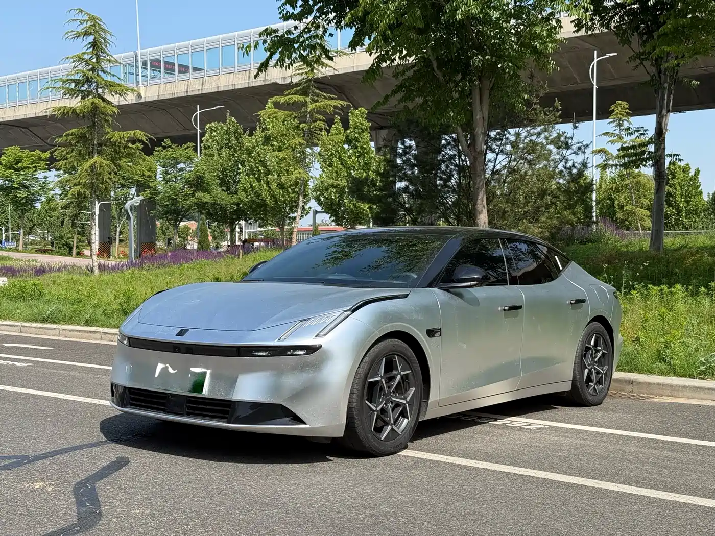 Lynk & Co Z10 2025 95kWh 766km RWD Max