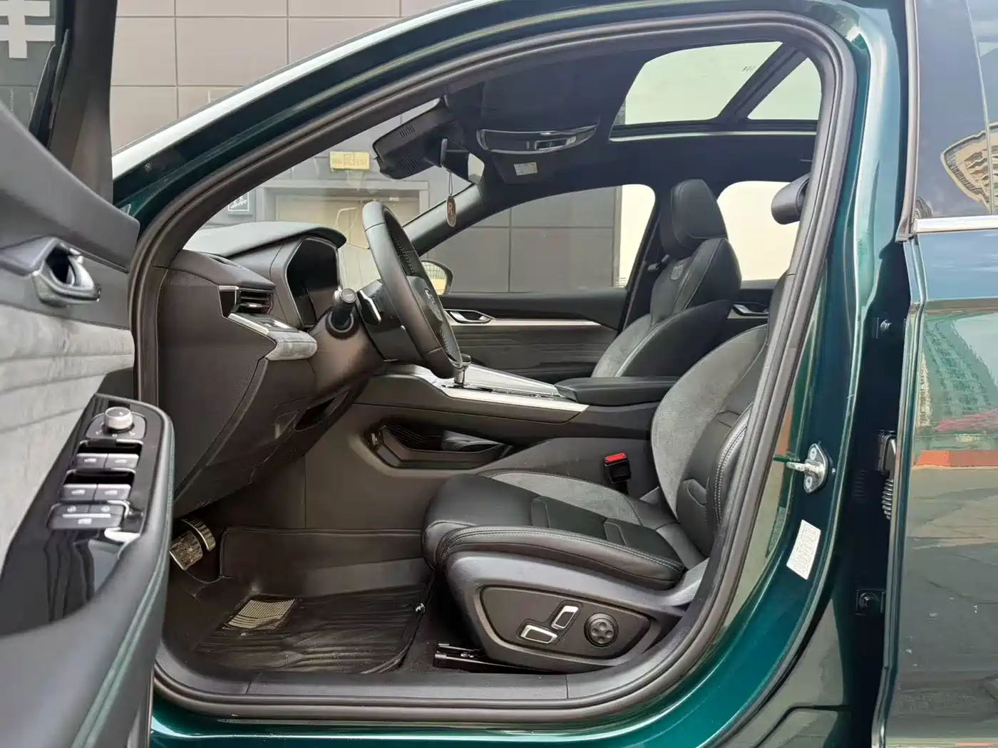 GEELY AUTOMOBILE XINGRUI